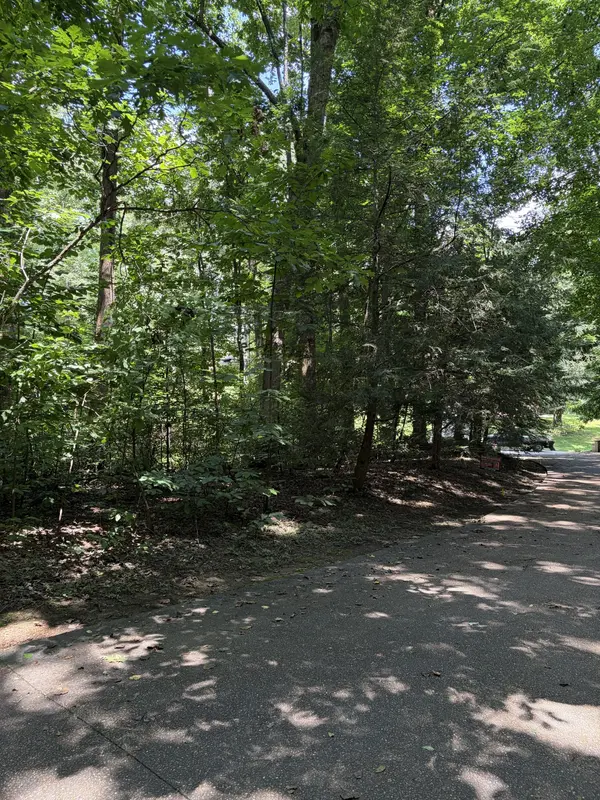 505 Maple Ave #S, Cookeville, TN 38501