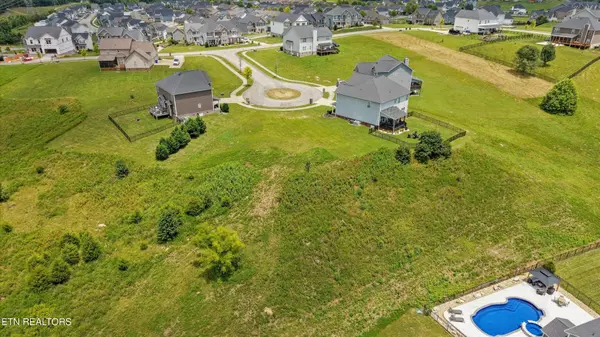 104 Duncanberry Court, Oak Ridge, TN 37830