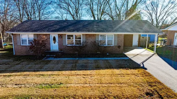 411 Hershey Dr, Hopkinsville, KY 42240