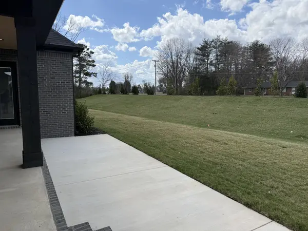 5732 Eaglemont Dr, Murfreesboro, TN 37129