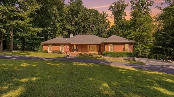 419 Laurel Crown Rd, Manchester, TN 37355