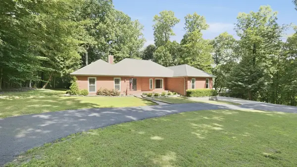 419 Laurel Crown Rd, Manchester, TN 37355