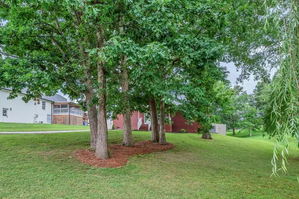 2029 Sunday Silence Dr, Greenbrier, TN 37073