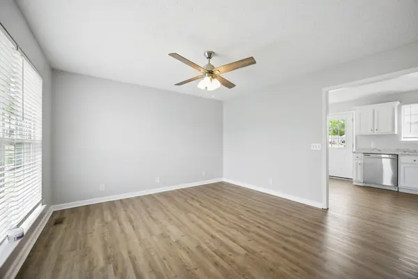 772 Shelby Lynn Dr, Springfield, TN 37172