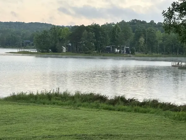 195 Shoreside Ct, Tracy City, TN 37387