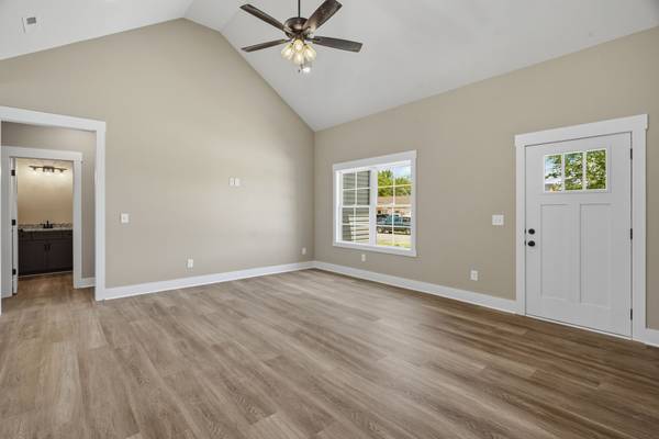180 Northside Landing, Smithville, TN 37166