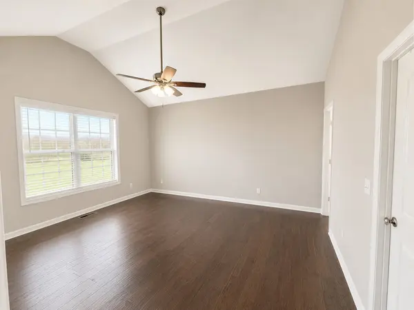 355 N Harris Rd, Portland, TN 37148
