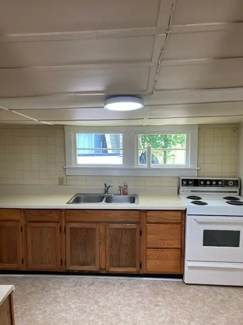 317 Mcminnville Hwy, Woodbury, TN 37190