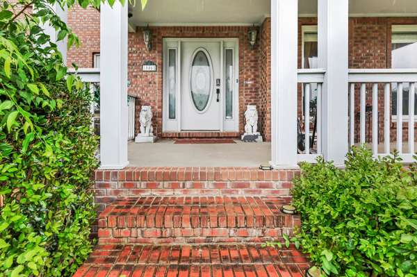 846 Woodstock Ct, Clarksville, TN 37040