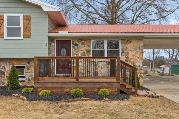 302 Locust Street, Englewood, TN 37329