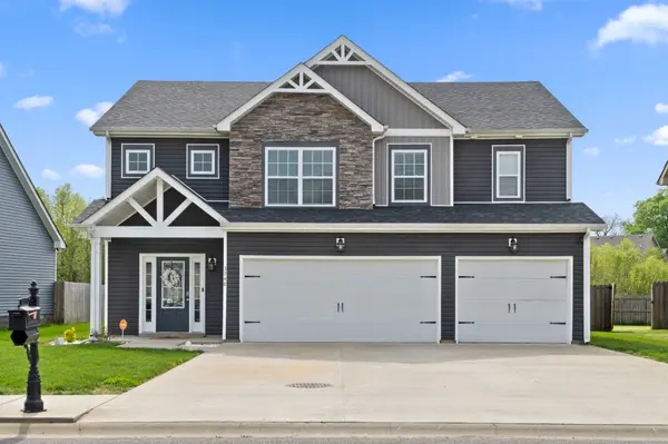 3748 Windhaven Dr, Clarksville, TN 37040