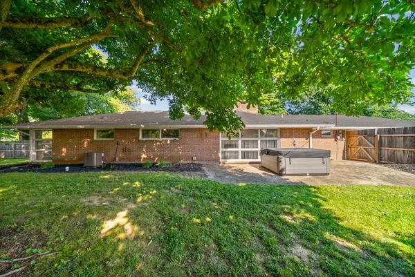 201 Marietta Dr, Hopkinsville, KY 42240