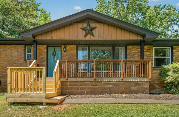 509 Rosewood Dr, Clarksville, TN 37043