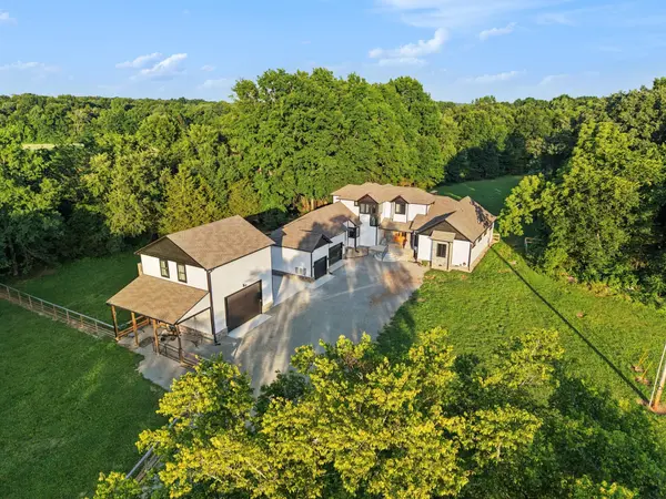 2267 Hunter Rd, Lewisburg, TN 37091