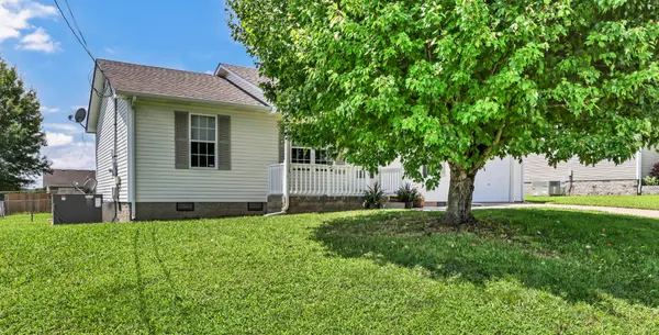 809 Stableford Rd, Oak Grove, KY 42262