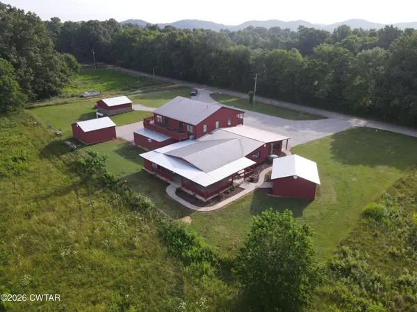 7386 Mount Carmel Rd, Decaturville, TN 38329
