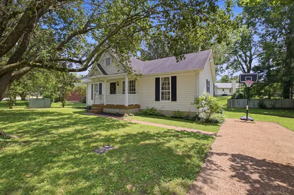 712 Windsor Trace, Goodlettsville, TN 37072