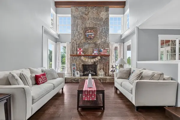 57 Timberlake Dr, Fayetteville, TN 37334