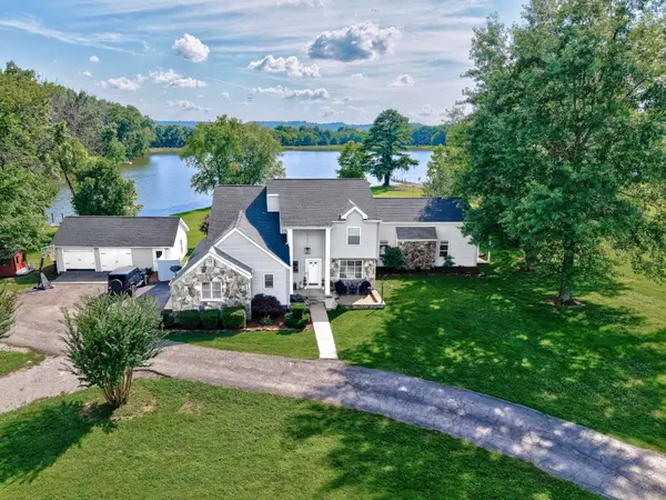 57 Timberlake Dr, Fayetteville, TN 37334