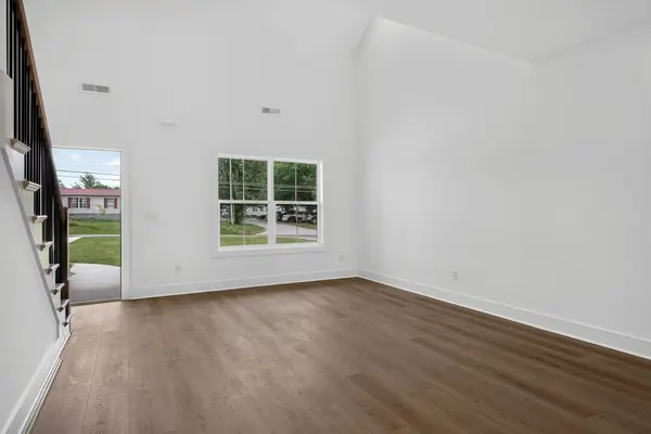 165 Cripps Ln, Smithville, TN 37166