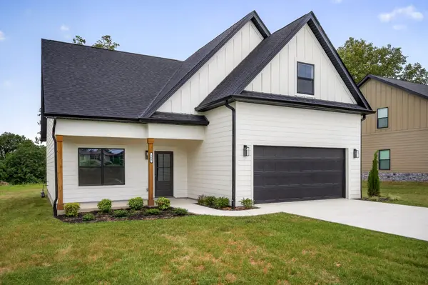 165 Cripps Ln, Smithville, TN 37166