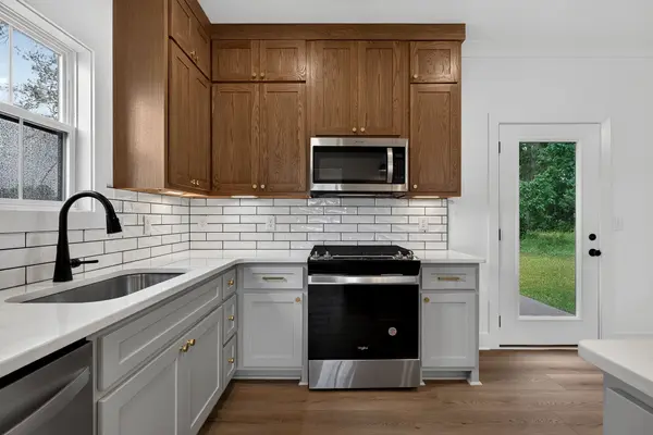 241 Cripps Ln, Smithville, TN 37166