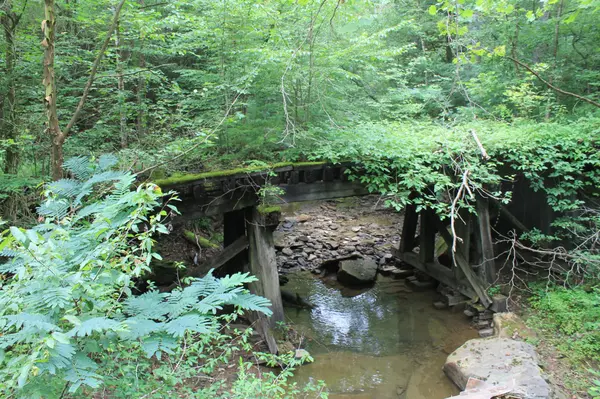2 Straight Fork Road, Huntsville, TN 37756