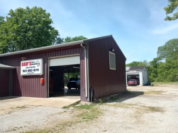 6522 Polk Ln, Columbia, TN 38401