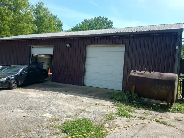 6522 Polk Ln, Columbia, TN 38401