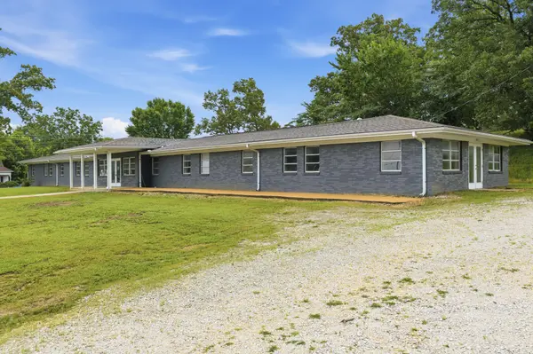 105 Kentucky Ave #S, Parsons, TN 38363