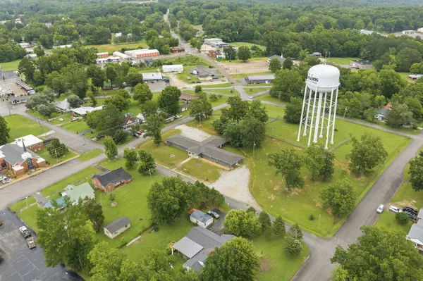 105 Kentucky Ave #S, Parsons, TN 38363