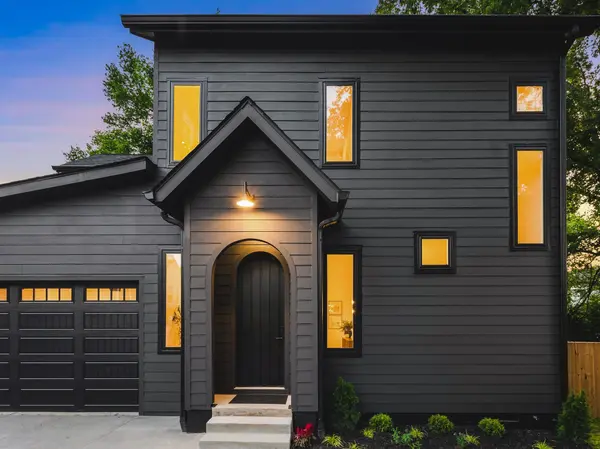 635B Freedom Pl, Nashville, TN 37209
