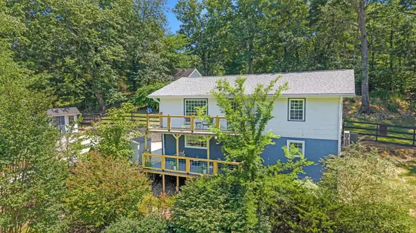 8831 E Ridge Road, Soddy Daisy, TN 37379