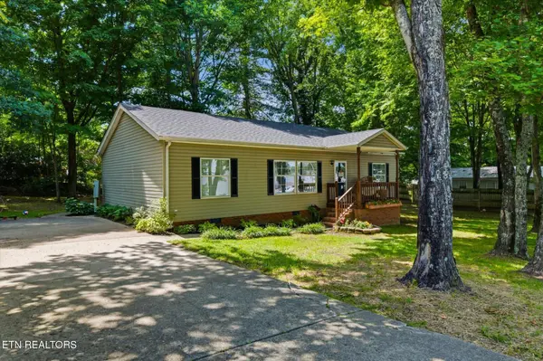 102 Sage St, Athens, TN 37303