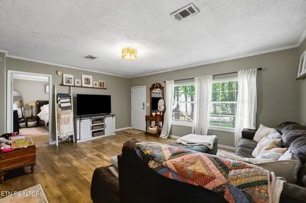102 Sage St, Athens, TN 37303