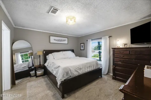102 Sage St, Athens, TN 37303
