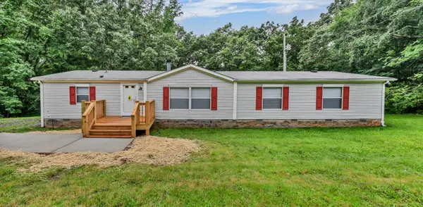 1252 West Rd, Clarksville, TN 37040