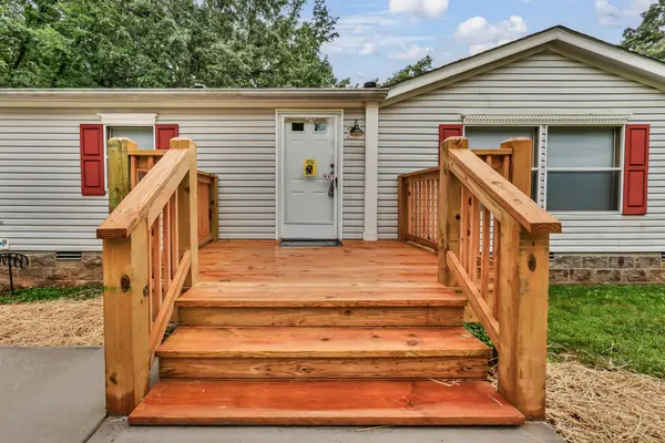 1252 West Rd, Clarksville, TN 37040