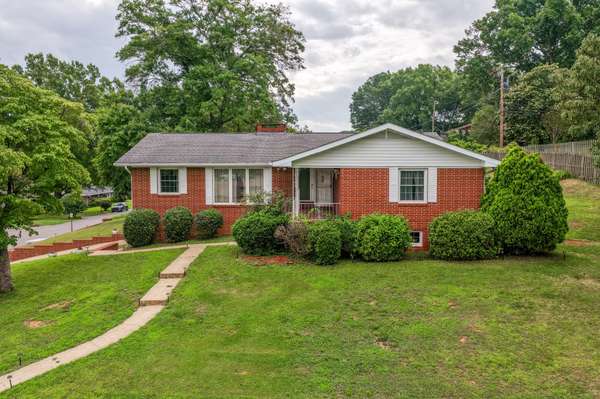 618 Melville Avenue, Chattanooga, TN 37412