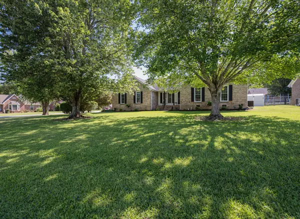 152 Greenbriar Cir, Manchester, TN 37355