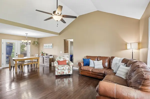 1259 N Corinth Rd, Portland, TN 37148