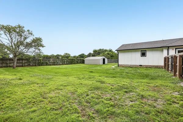 2312 Forrest Fields Dr, Chapel Hill, TN 37034
