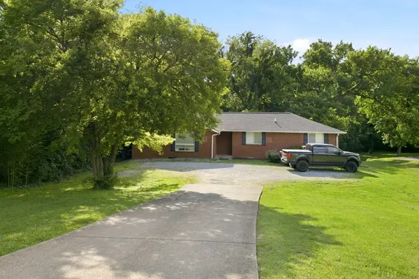 425 Ezell Pike, Nashville, TN 37217