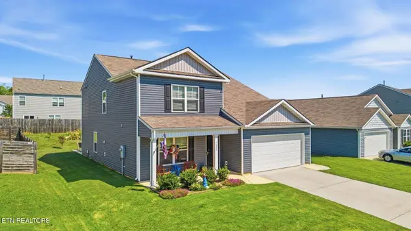 1625 River Poppy Rd, Mascot, TN 37806