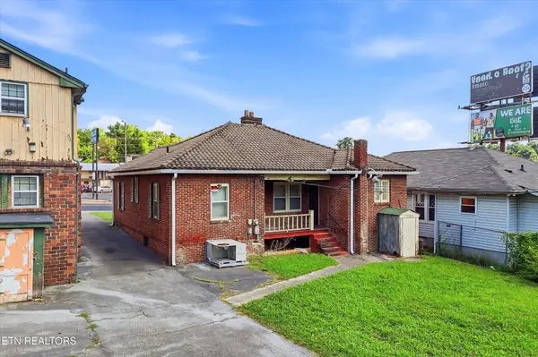 3208 E Magnolia Ave, Knoxville, TN 37914