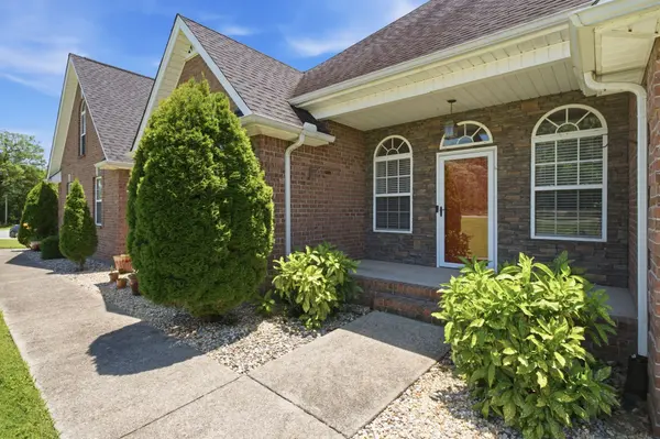 465 Old 25 Loop Road, Castalian Springs, TN 37031