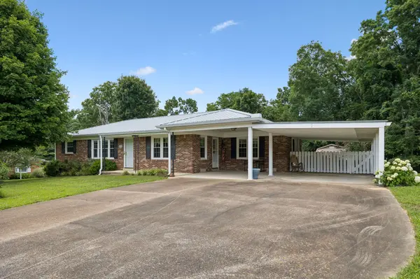708 Hickory St, Centerville, TN 37033