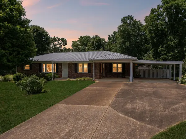 708 Hickory St, Centerville, TN 37033