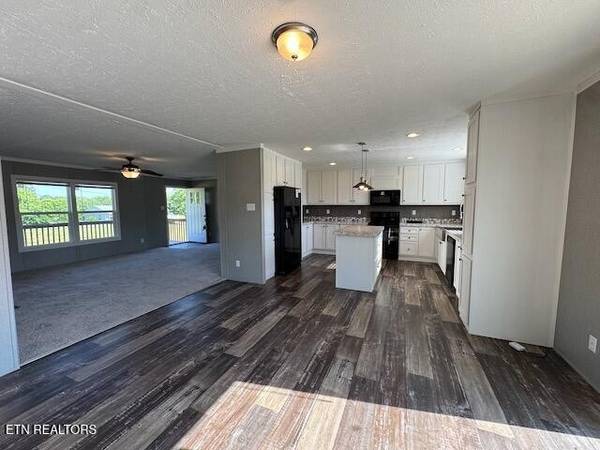 147 California Rd, Church Hill, TN 37642