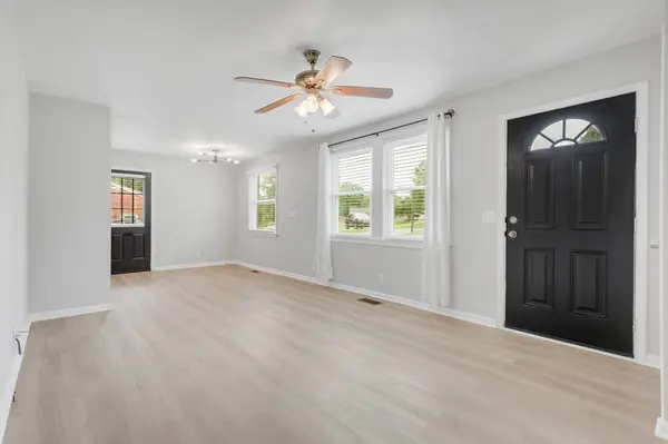 304 Lallemand Ct, Nashville, TN 37211